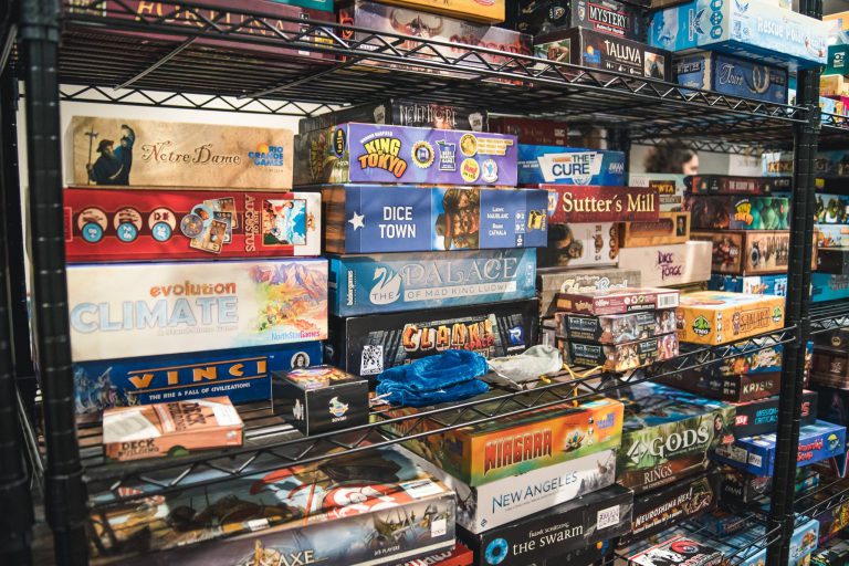 Read more about the article 7 Games to Start Your Club’s Board Game Collection